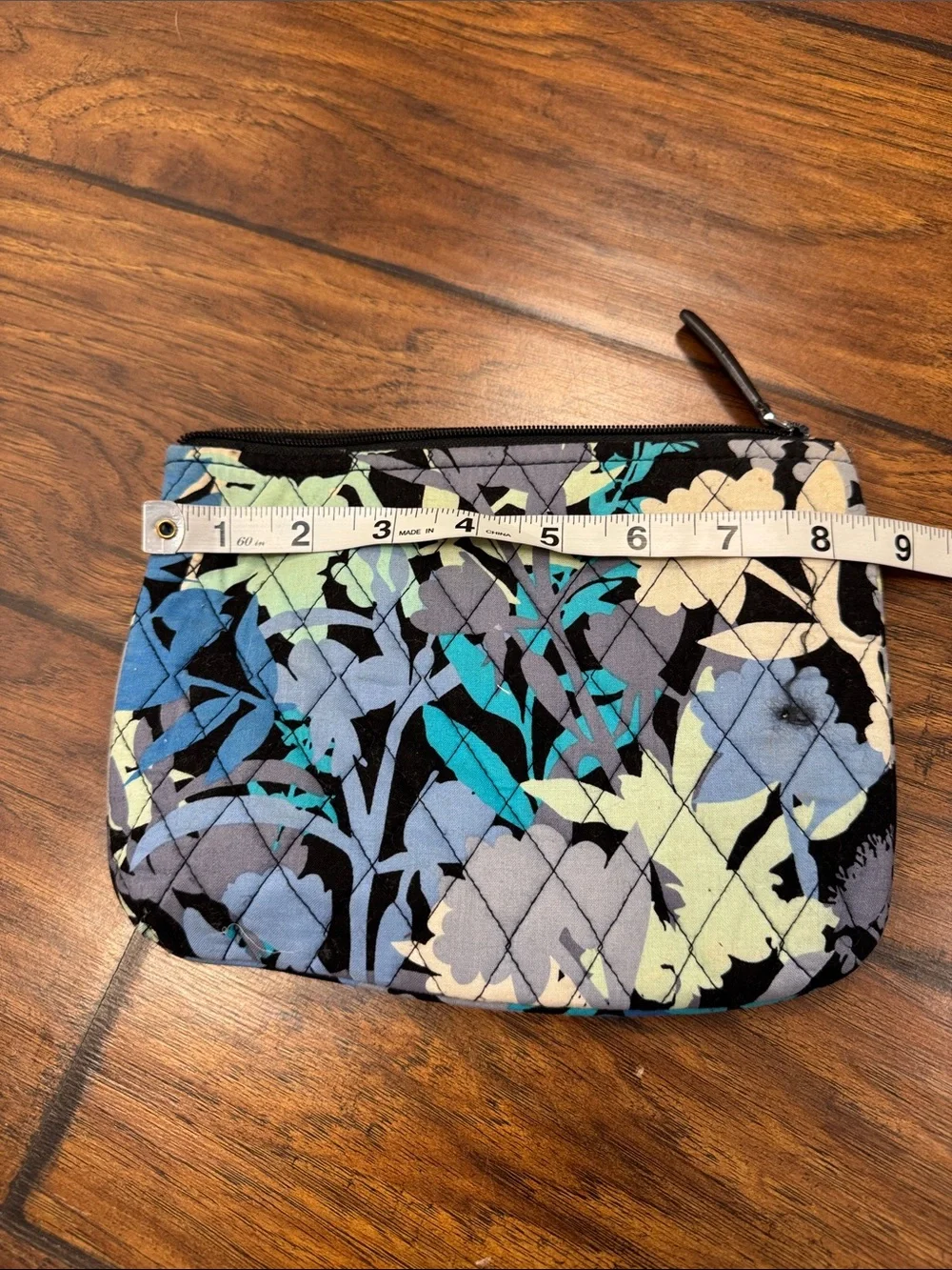 Vera Bradley Camofloral Medium Cosmetic Bag Quilted Zip Pouch Retired